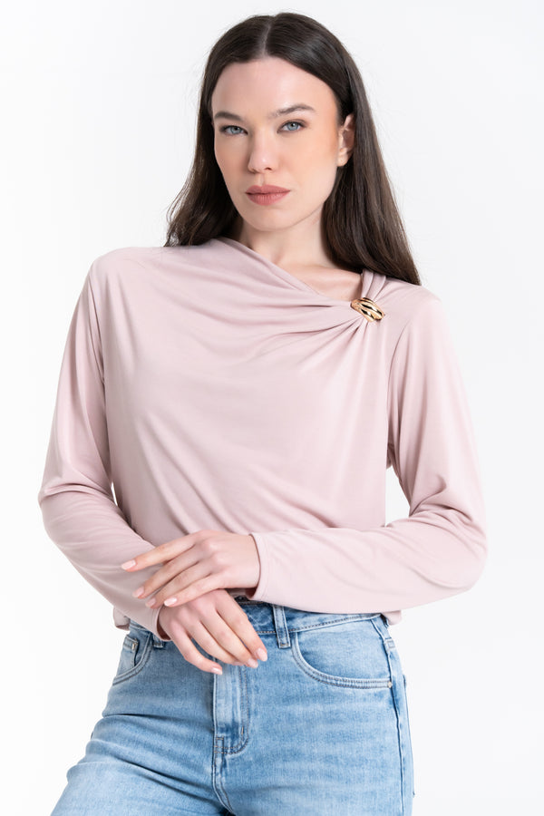 MAGLIA DRAPPEGGIATA CON DETTAGLIO GIOIELLO FIORENZA AMADORI 67020