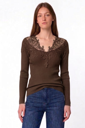 MAGLIA A COSTINE E PIZZO FIORENZA AMADORI MI277